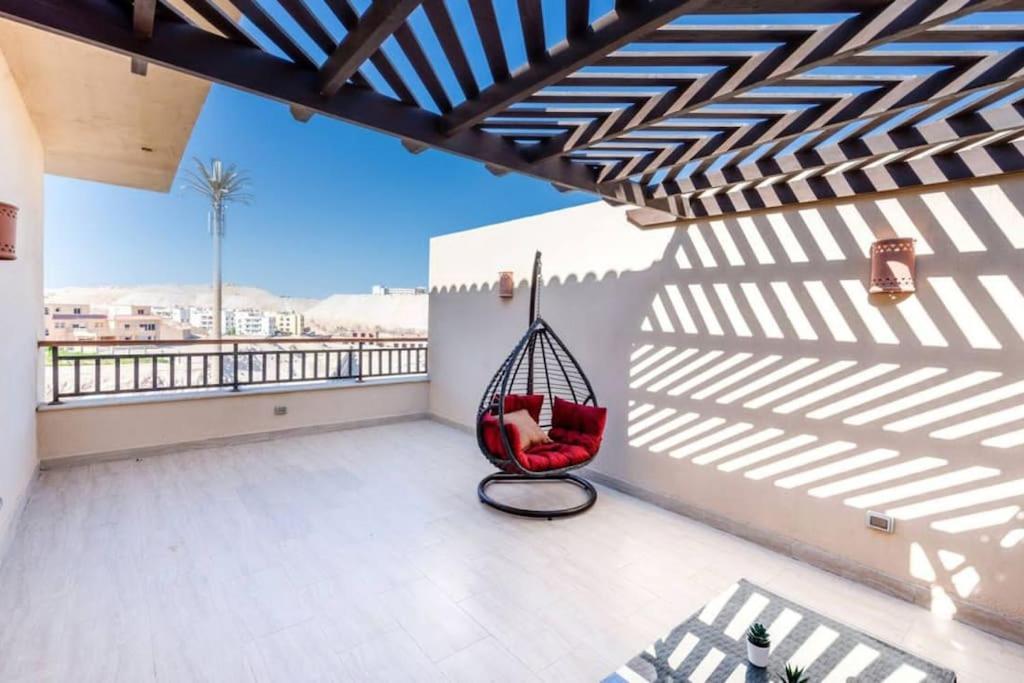 Kevin Aldau Heights Apartment
